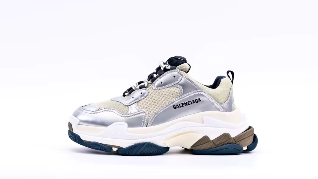 Balenciaga Triple s Beige Silver Replica