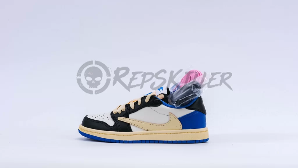 Travis Scott x Air Jordan 1 Low Fragment (child) Replica