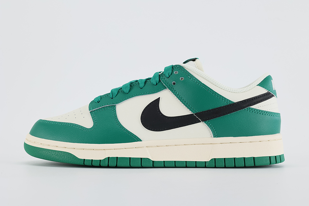 Dunk Low SE Lottery Pack - Malachite Replica