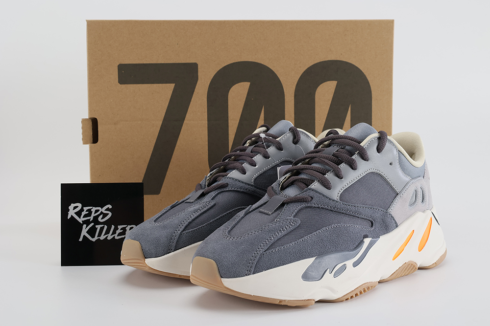 Yeezy Boost 700 Magnet Replica