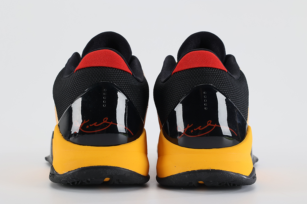 Zoom Kobe 5 Protro ‘Bruce Lee’ Replica