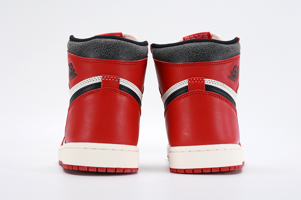 Air Jordan 1 Retro High OG 'Chicago Lost & Found' replica