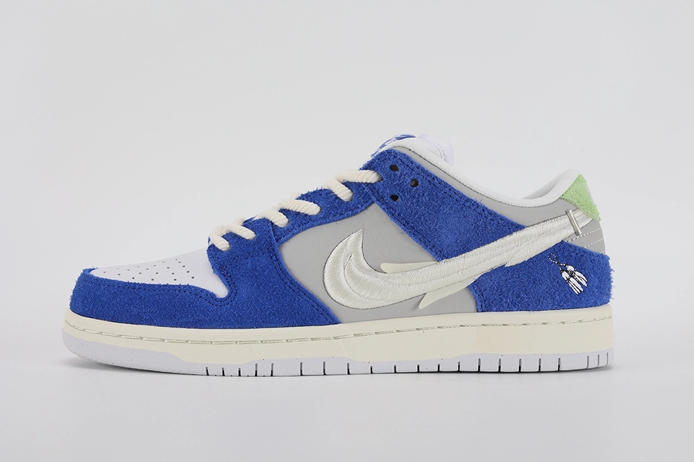 fly-streetwear-x-dunk-low-pro-sb-'gardenia'-replica